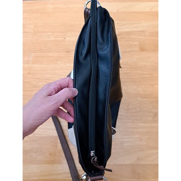 Bulldog Black & Tan Hobo Crossbody Concealed Carry Holster Purse w/ Keys Locks - Picture 10 of 15